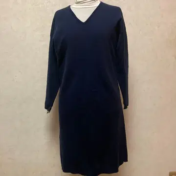 네이비 V넥 긴팔 니트 원피스