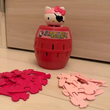 헬로키티 검은 수염 위기일발 게임 배럴 게임