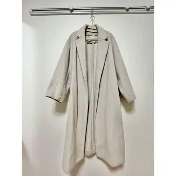 [ Ungrid ] 베이지 롱 코트