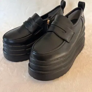 [새상품급] YOUSKE 요스케 요우스케 통굽 로퍼 블랙 23.5cm