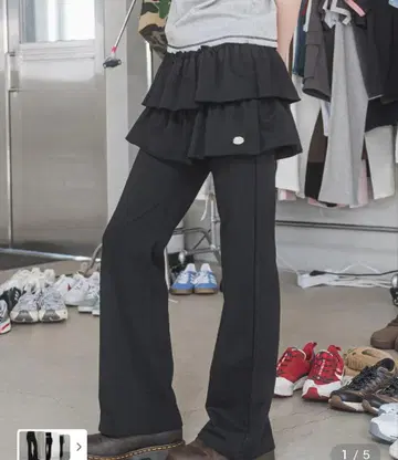 한국 MUSINSA 프릴 스웨트 팬츠