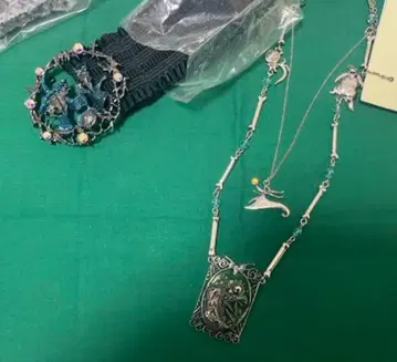 axes femme 나이트메어 포어 크리스마스 목걸이 밴딩 벨트