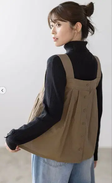 새상품 유베시 콜라보 뷔스티에 인기