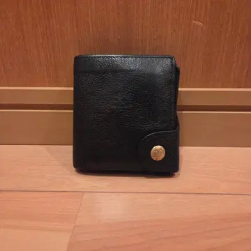 레어 일비종떼 접이식 지갑 블랙 가죽 골드 버튼 다기능 인기