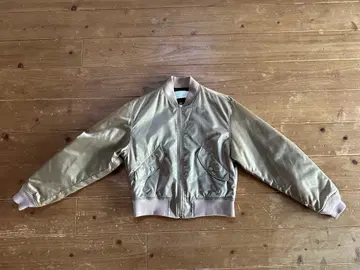 하우스 코뮌 MA-1 거의 새 상품 사이즈 M