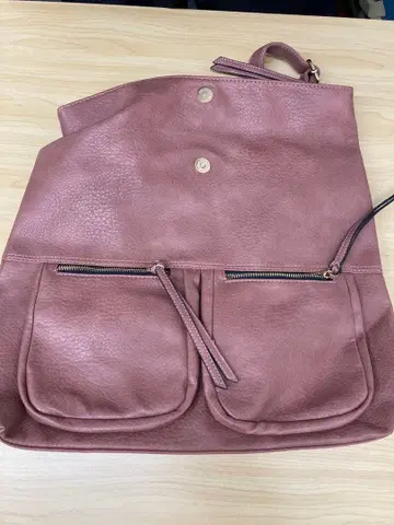 핑크 가죽 백팩