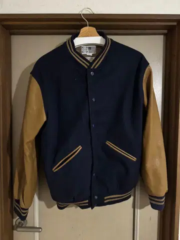 바시티 자켓 네이비/베이지 울/가죽