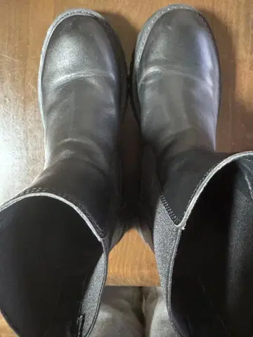 Bata 사이드 고어 부츠 블랙