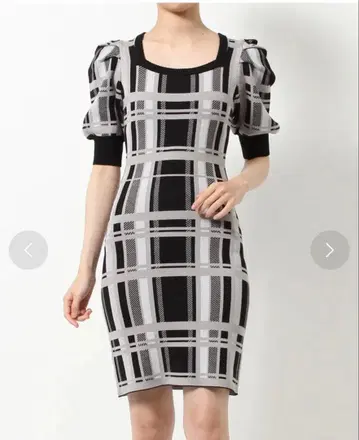 스퀘어 리브 니트 미니 원피스