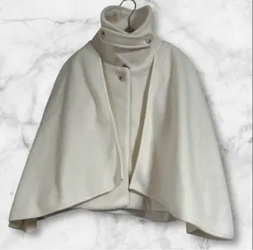 스나이델 화이트 케이프 코트 FREE 사이즈