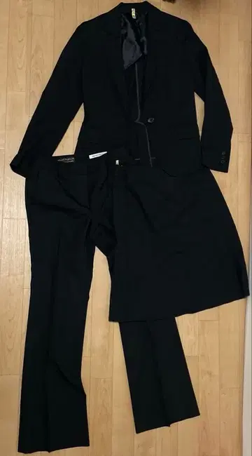 여성 수트 3종 세트