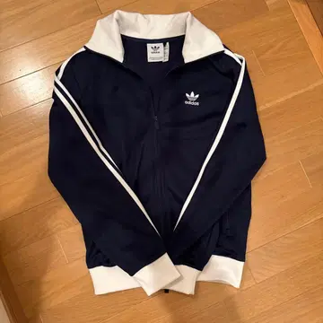 세일 상품 adidas