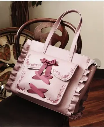 axes femme POETIQUE 레이스업 A4 토트백 핑크