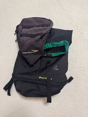 Penalty 백팩 블랙/그린