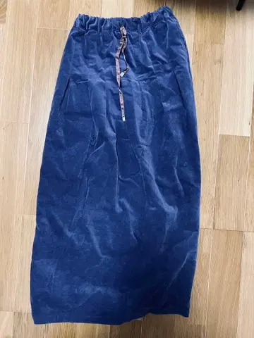 [리버즈올] 코듀로이 벨로아 롱 스커트