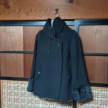 선착순! 후드 부착 블랙 모즈 코트 soeur7 9호 미사용 새상품