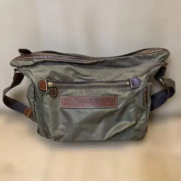 Felisi 숄더백 카키