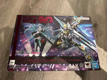 METAL ROBOT혼 스트라이크 프리덤 건담 이식 하츠네 미쿠 Ver.