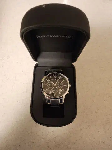 엠포리오 아르마니 크로노그래프 손목시계