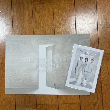 미세스 그린애플 화이트 라운지 팜플렛 엽서