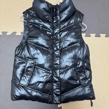 블랙 카모플라쥬 다운 베스트