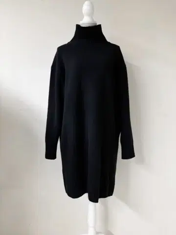 [ Plage ] 슈퍼 파인 울 캐시미어 하이넥 미니 원피스 BK 38