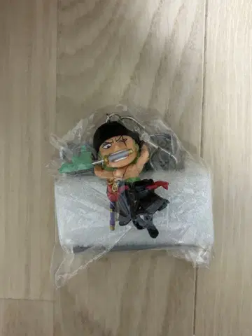 조로 피규어 키링 원피스