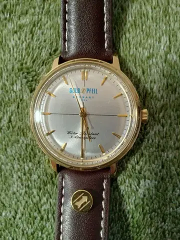 GULDA PFEIL 아날로그 시계 브라운 배터리 교환 필요