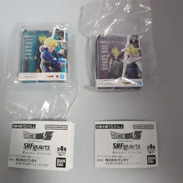 드래곤볼 Z SHFiguarts 트렁크 & 손오반