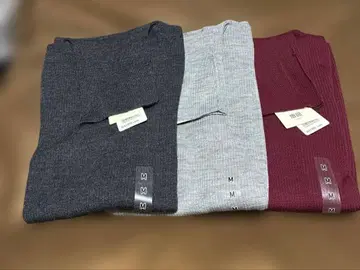 미사용 새상품 UNIQLO 울 긴팔 니트 M 다크 그레이 와인 3개 세트