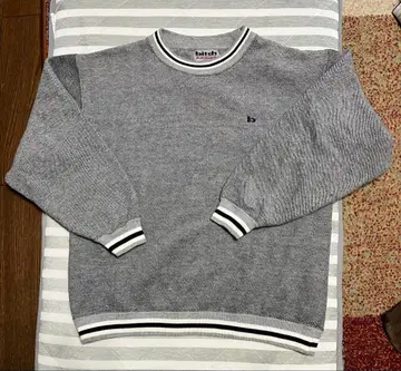 90s bitch skateboards 맨투맨 L