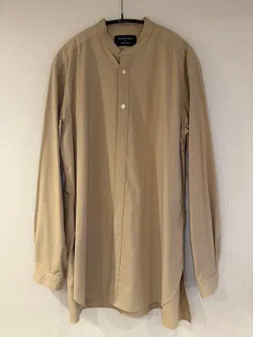 UNITED TOKYO 베이지 셔츠