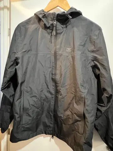 Abercrombie & Fitch 마운틴 파카 블랙