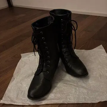 귀중! 26cm 졸업식 레이스업 부츠