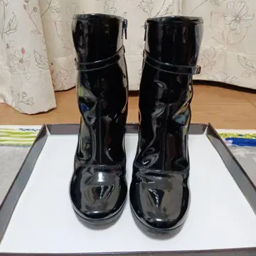 블랙 웨지힐 레인 슈즈