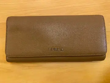 FURLA 라이트 브라운 플랩식 장지갑