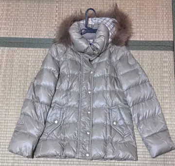 BLUE LABEL 다운 자켓 M 사이즈