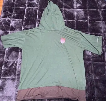 USJ 진격의 거인 반팔 후드티