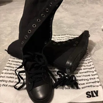 SLY 블랙 롱 부츠 M 사이즈