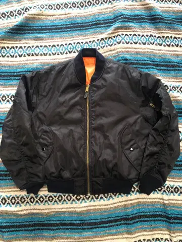 탈론 지퍼 채용 MA1 플라이트 자켓 봄버 자켓