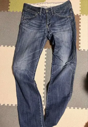 다크 블루 스트레이트 레그 데님 28