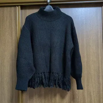 [ 새상품 ] 야마다야 vin 밑단 프린지 니트