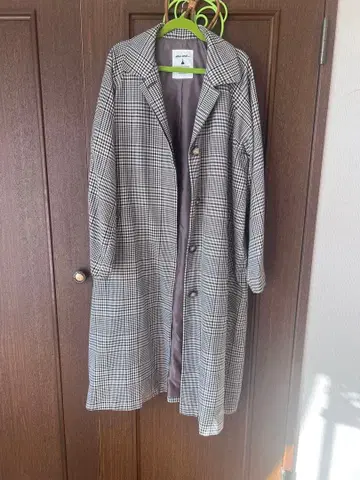 niko and - 체크 무늬 롱 코트