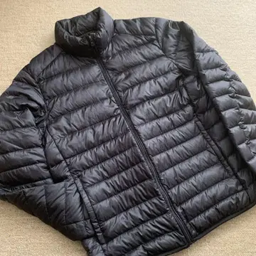 유니클로 울트라 라이트 다운 L 블랙