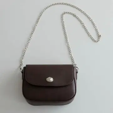 인기 Discoat 뉴앙스 금장 장식 플랩 숄더백