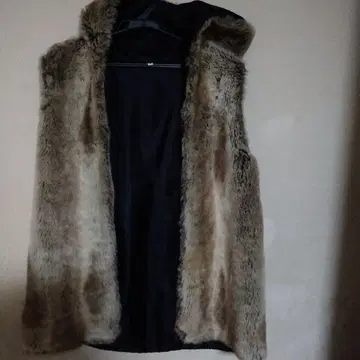 후드 부착 베이지 퍼 롱 베스트 M 사이즈