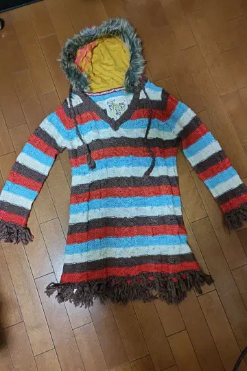 ROORO 후드 부착 스트라이프 니트