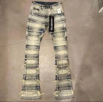 VALABASAS 발라바사스 부츠컷 데님 새상품 사이즈 29