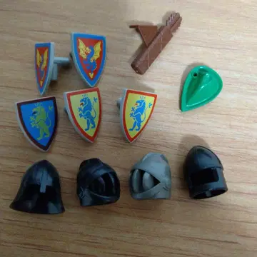 LEGO 쉴드와 헬멧 부품 세트