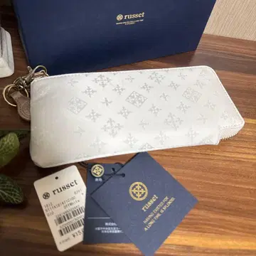 [미사용] russet L자 지퍼 장지갑 나일론 참 포함 아이보리